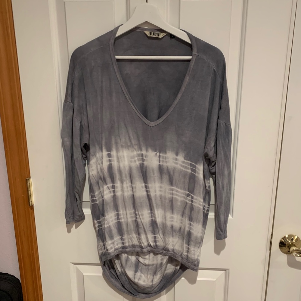 IDI Slouchy Tie Dye Grey 3/4 Sleeve Top